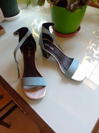 Sandalias Venca Azul y Plateadas Tacon