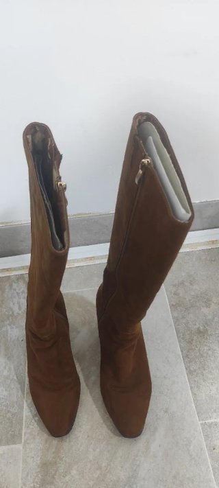Botas altas marrones de ante