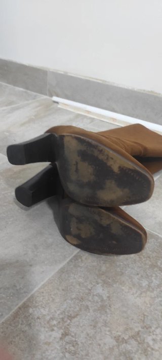 Botas altas marrones de ante