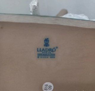 Figura Lladró Mujer Desnuda con Mantón