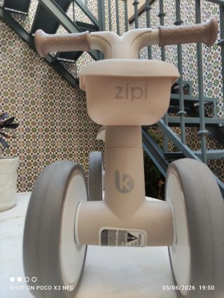 Triciclo infantil sin pedales