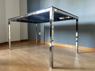 Mesa de cristal