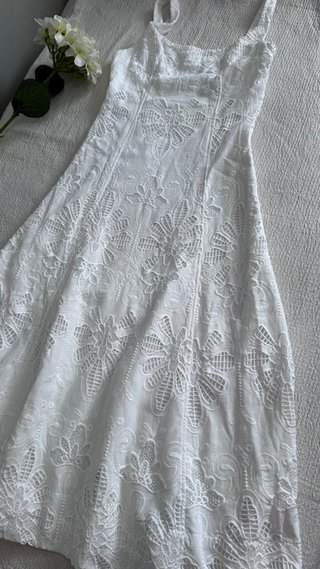 Vestido blanco Mango bordado