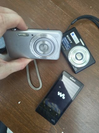 Lotto Sony Fotocamere e Lettore MP3