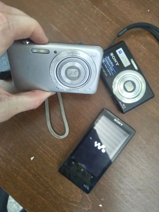 Lotto Sony Fotocamere e Lettore MP3