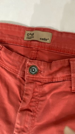Pantalones de hombre color naranja