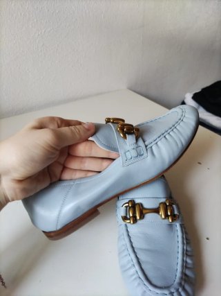 Mocasines Uterqüe Turquesa con Hebilla Dorada