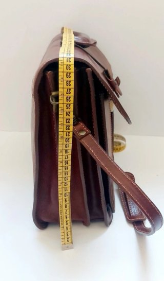 Ventiquattrore  artigianale in pelle Made in Italy