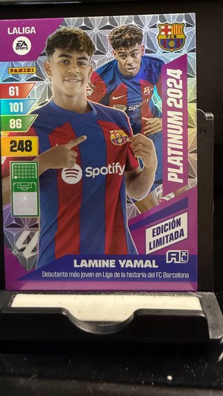 Lamine Yamal Panini Adrenalyn Platinum 2024