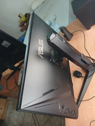 Monitor Gaming Asus Tuf 26 Pulgadas