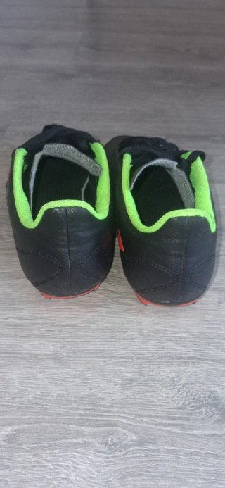 Botas de fútbol Adidas Talla 35