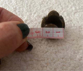 Anillo calavera con pedrería