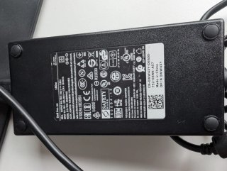 Dock Station Dell WD19 + Fuente Alimentación 180w