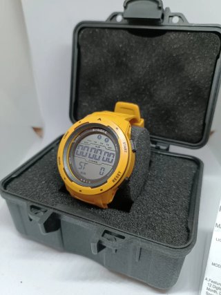 Reloj Deportivo Digital Synoke Amarillo