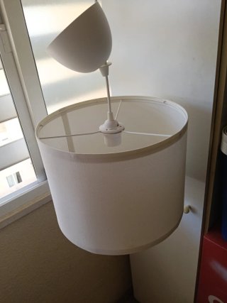 Lámpara de techo tela beige y blanca