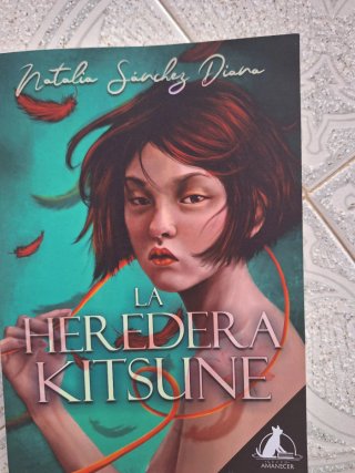 Novela La heredera kitsune