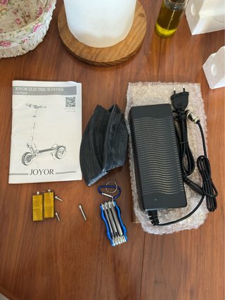 Patinete Joyor S8 nueva con caja autonomia 70-80km