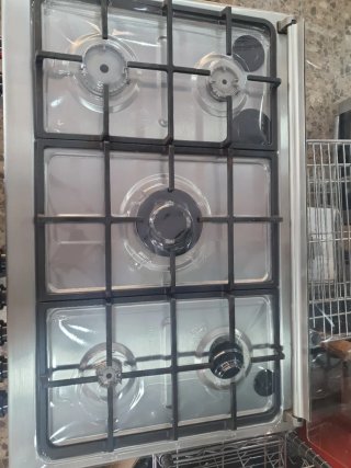 Cocina a gas natural horno electricoTaurus 90cm