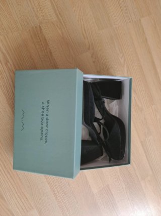 Sandalias terciopelo negras