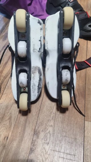 Patines Agresivos USD + Espinilleras