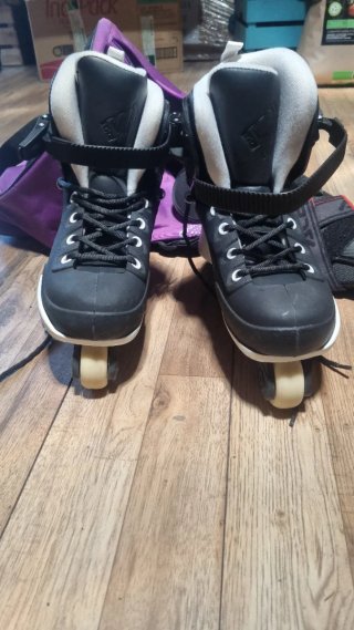 Patines Agresivos USD + Espinilleras