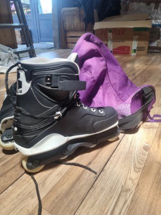 Patines Agresivos USD + Espinilleras