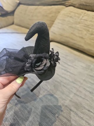 Diadema de bruja con velo