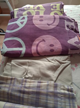 2 Juegos Sábanas Beige y Morado