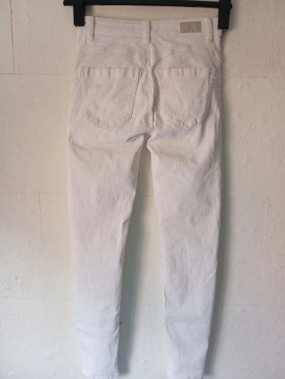 Pantalón blanco