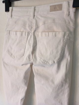 Pantalón blanco