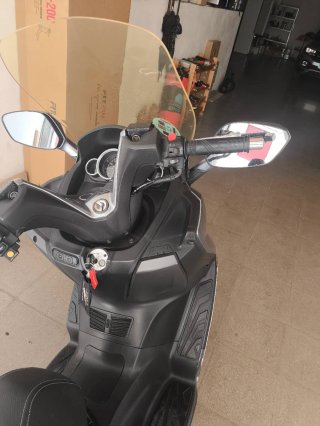 SYM Joymax 300 gris