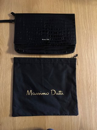 Bolso Massimo Dutti negro efecto piel cocodrilo