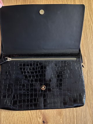 Bolso Massimo Dutti negro efecto piel cocodrilo