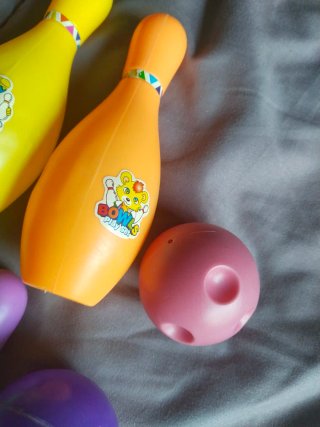 Juego Bolos Niños Plástico Colores + Bolas