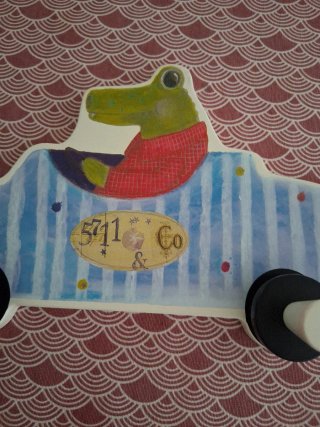 Colgador infantil cocodrilo