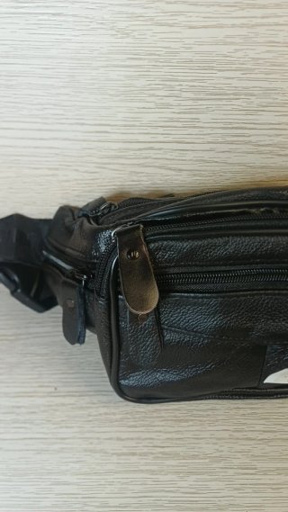 Riñonera Cuero Auténtico Vintage Negra