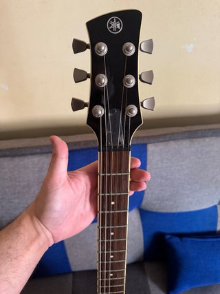 Guitarra Yamaha Revstar 502T