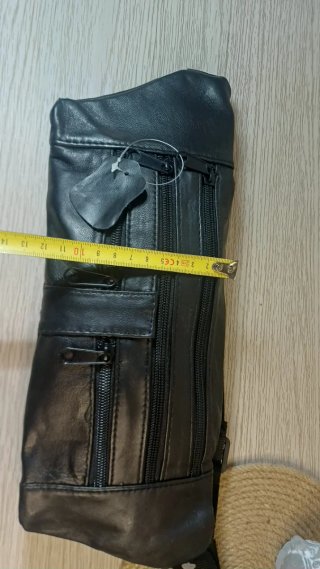 Riñonera Cuero Vintage Negro 80s Hombre
