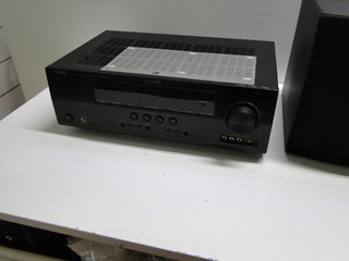 AMPLIFICADOR CON SUBWOFER YAMAHA RX-V365 (181214)