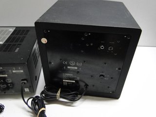 AMPLIFICADOR CON SUBWOFER YAMAHA RX-V365 (181214)