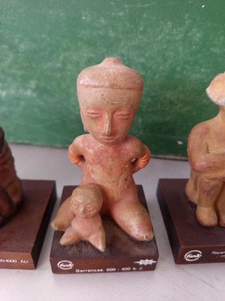Figuras Precolombinas Laboratorio Funke vintage