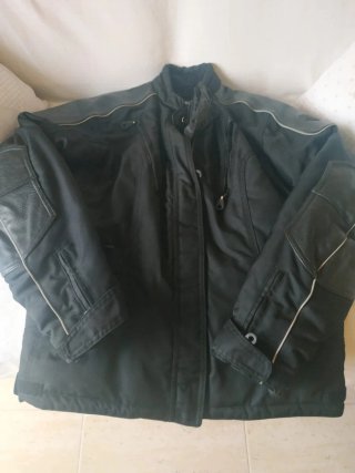 Chaqueta Moto Harley-Davidson Negra/Roja .