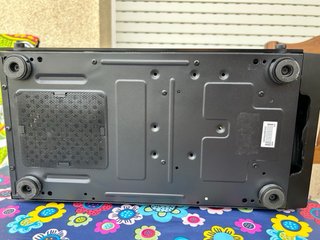 Caja NITRO PC + Fuente de alimentación 500W
