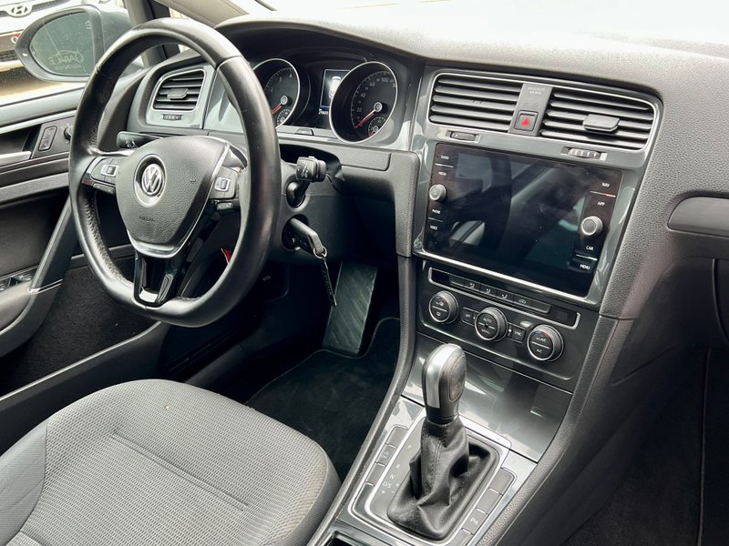 Volkswagen Golf 2020, foto 20