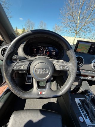 Audi S3 Cabrio interior RS3