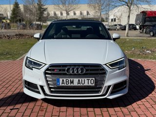 Audi S3 Cabrio interior RS3