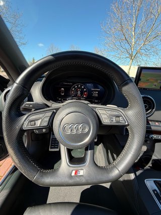 Audi S3 Cabrio interior RS3