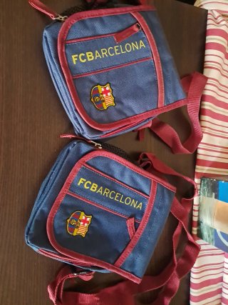 Precio por unidad, 2 Bolsos Bandolera FC Barcelona