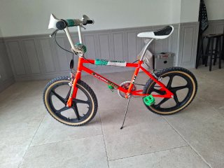 Bicicleta BH California Roja