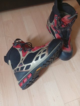 Botas de montaña Aku Spider
